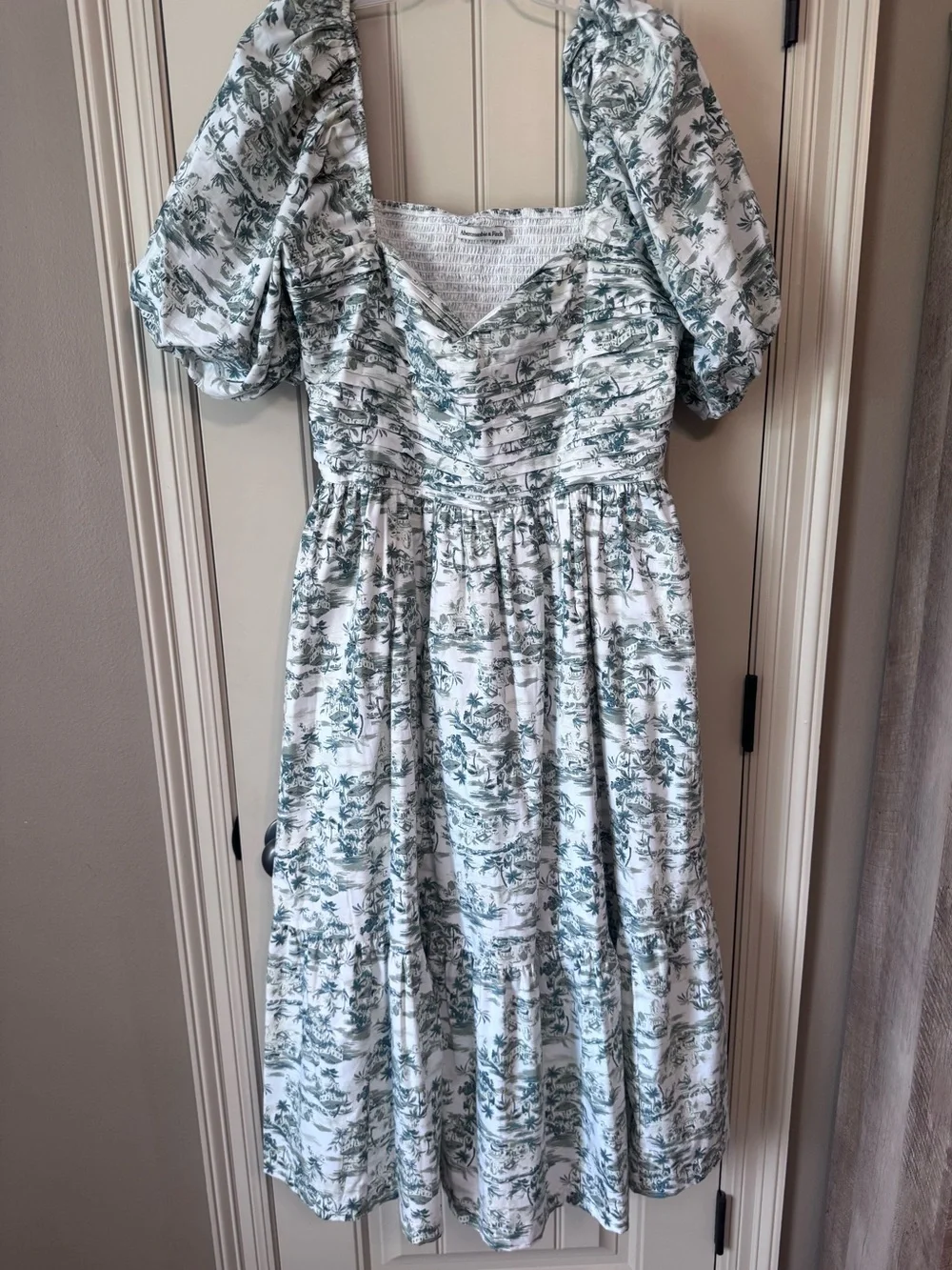 Abercrombie & Fitch Emerson Puff Sleeve Midi - XL - Picture 1 of 4